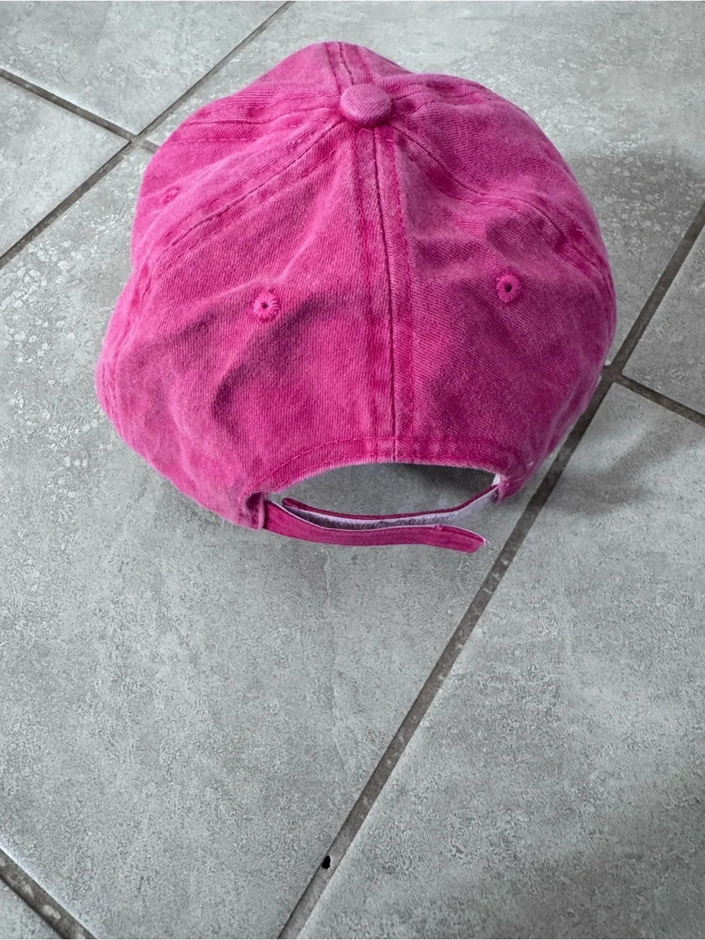 VIBES Pink women’s Baseball Cap
